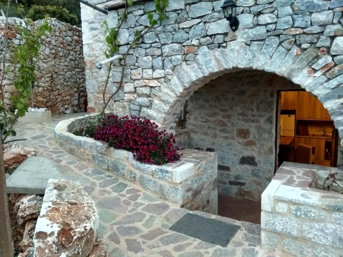 Find Your Peace In A Traditional Country House!! Láyia Exteriér fotografie