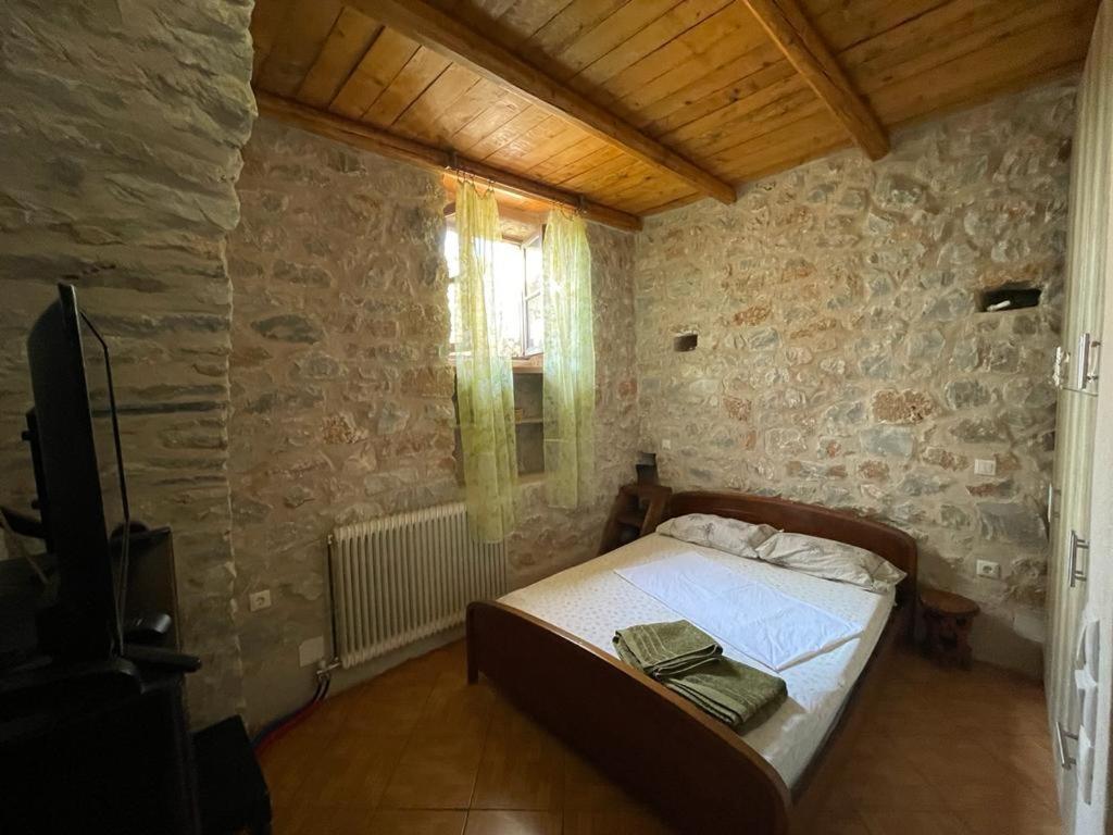 Find Your Peace In A Traditional Country House!! Láyia Exteriér fotografie