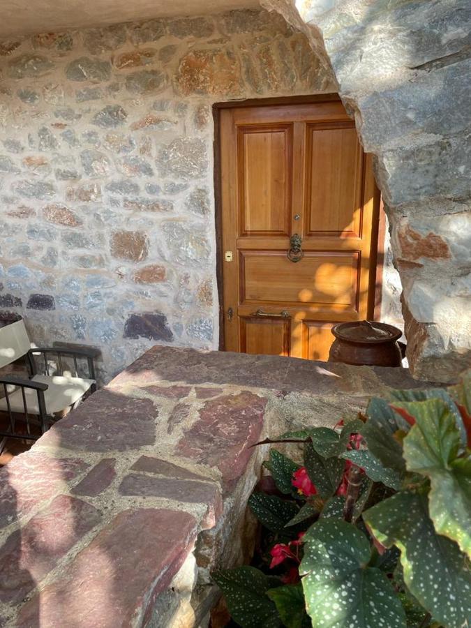 Find Your Peace In A Traditional Country House!! Láyia Exteriér fotografie