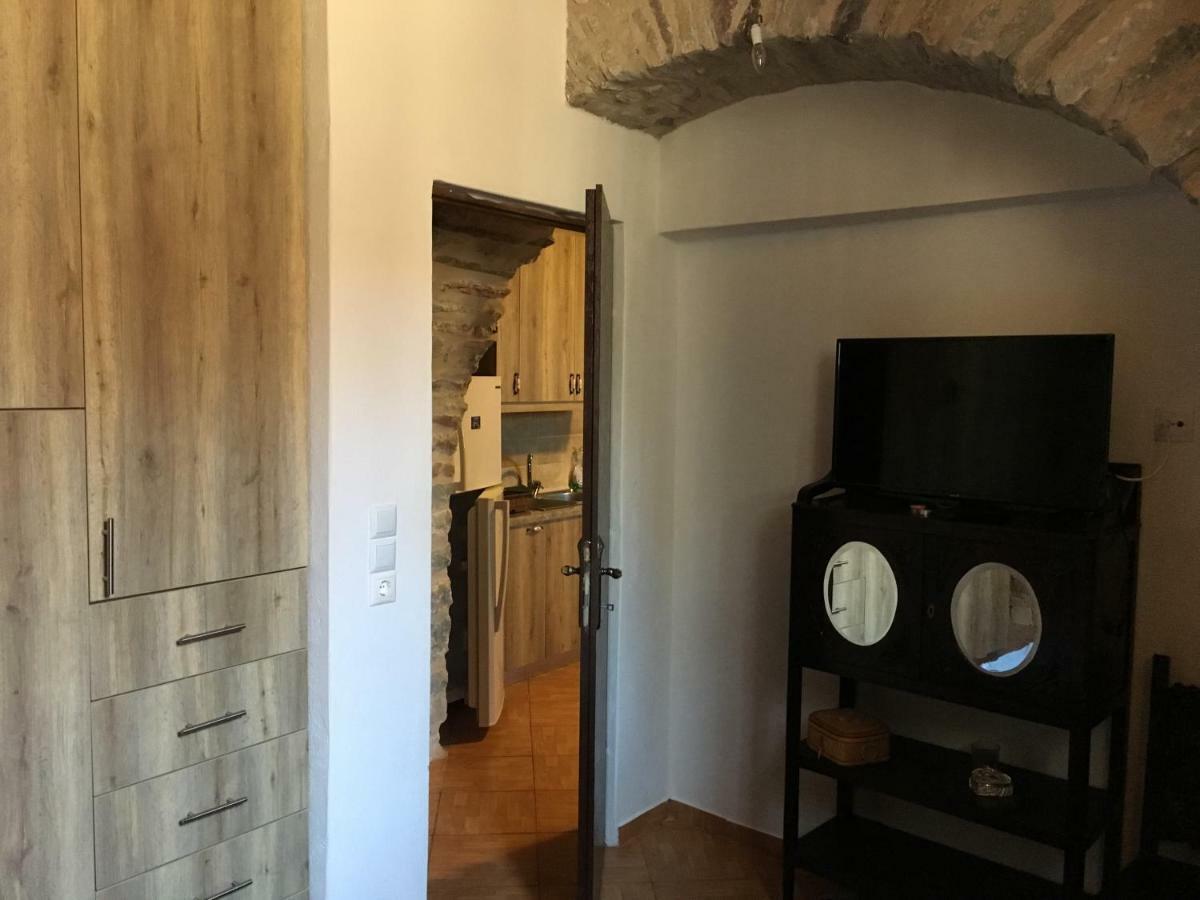 Find Your Peace In A Traditional Country House!! Láyia Exteriér fotografie